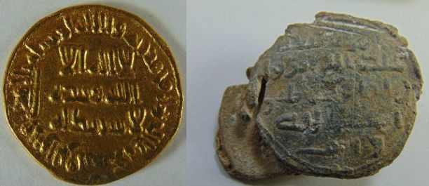 Left: Umayyad gold dinar stuck in the first half of the eighth century CE. (Collection of the Jordan Museum, Amman.) Right: Umayyad lead seal bearing lengthy Arabic inscription. (Collection of the Jordan National Bank Numismatic Museum, Amman) Photos by Tareq Ramadan. 