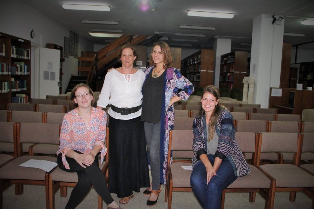 Left to right: Christina Ostrosky, Sarah Harpending, Miriam Saleh and Spring 2016 AMIDEAST intern Julia Schryver in the ACOR Library in October 2016. 