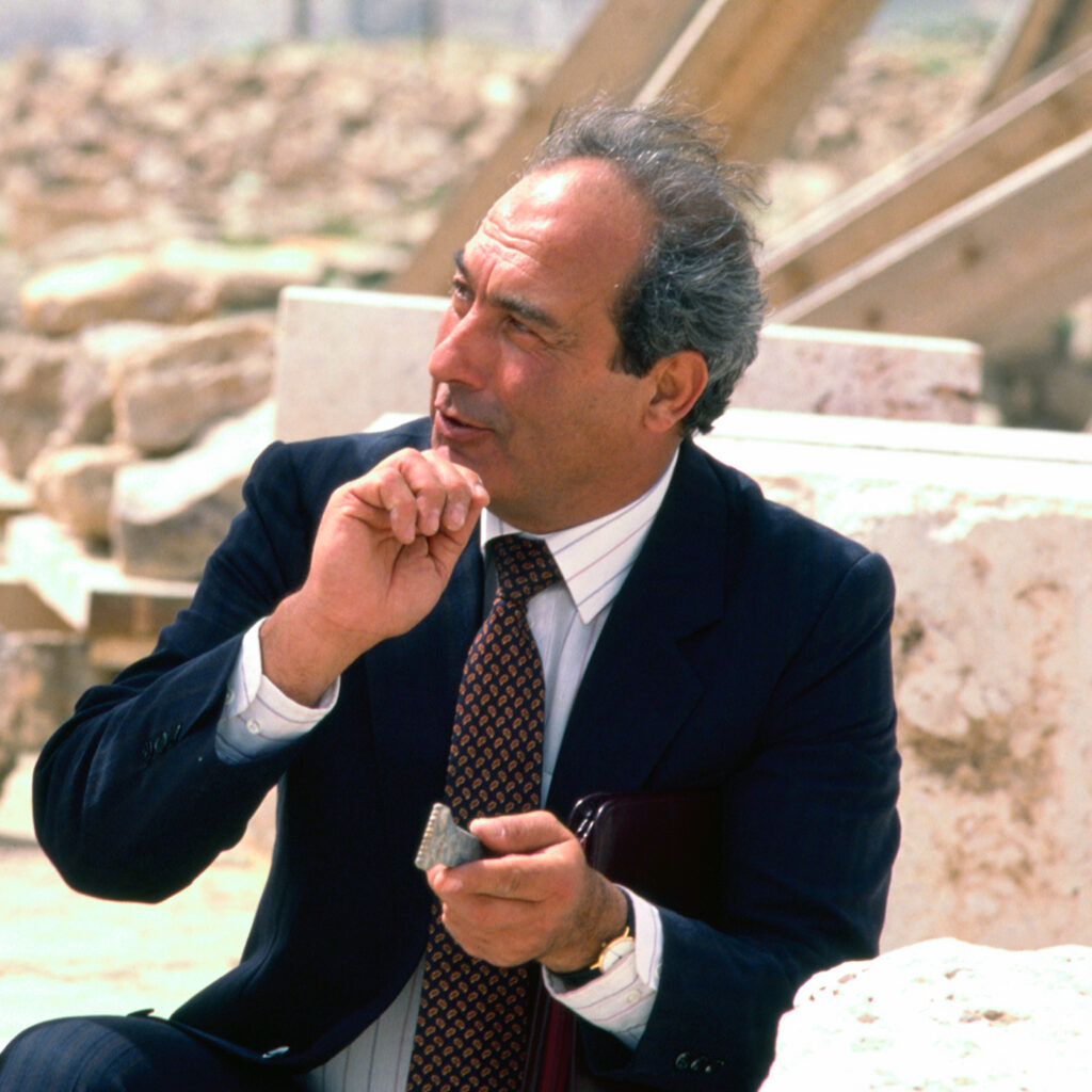 Jordan. Amman Citadel, Jabal Al Qala'a, during reconstruction of Temple of Hercules with ACOR Director (1991-2006) Pierre Bikai